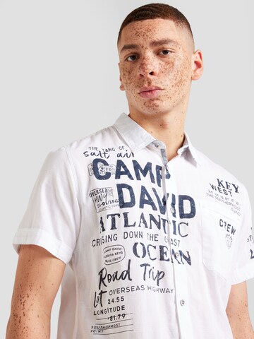 CAMP DAVID Regular Fit Hemd in Weiß