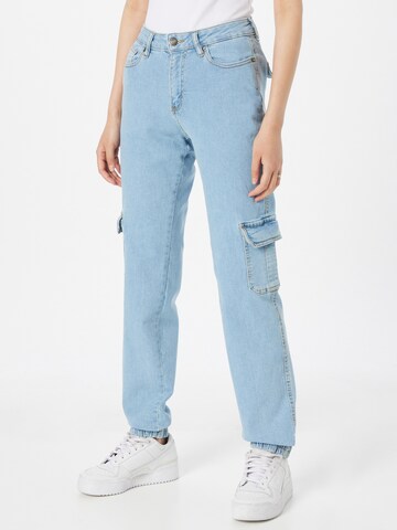 Urban Classics Tapered Cargo Jeans in Blue: front