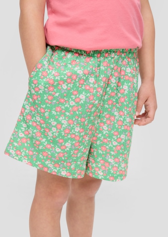 s.Oliver - Loosefit Pantalón en verde