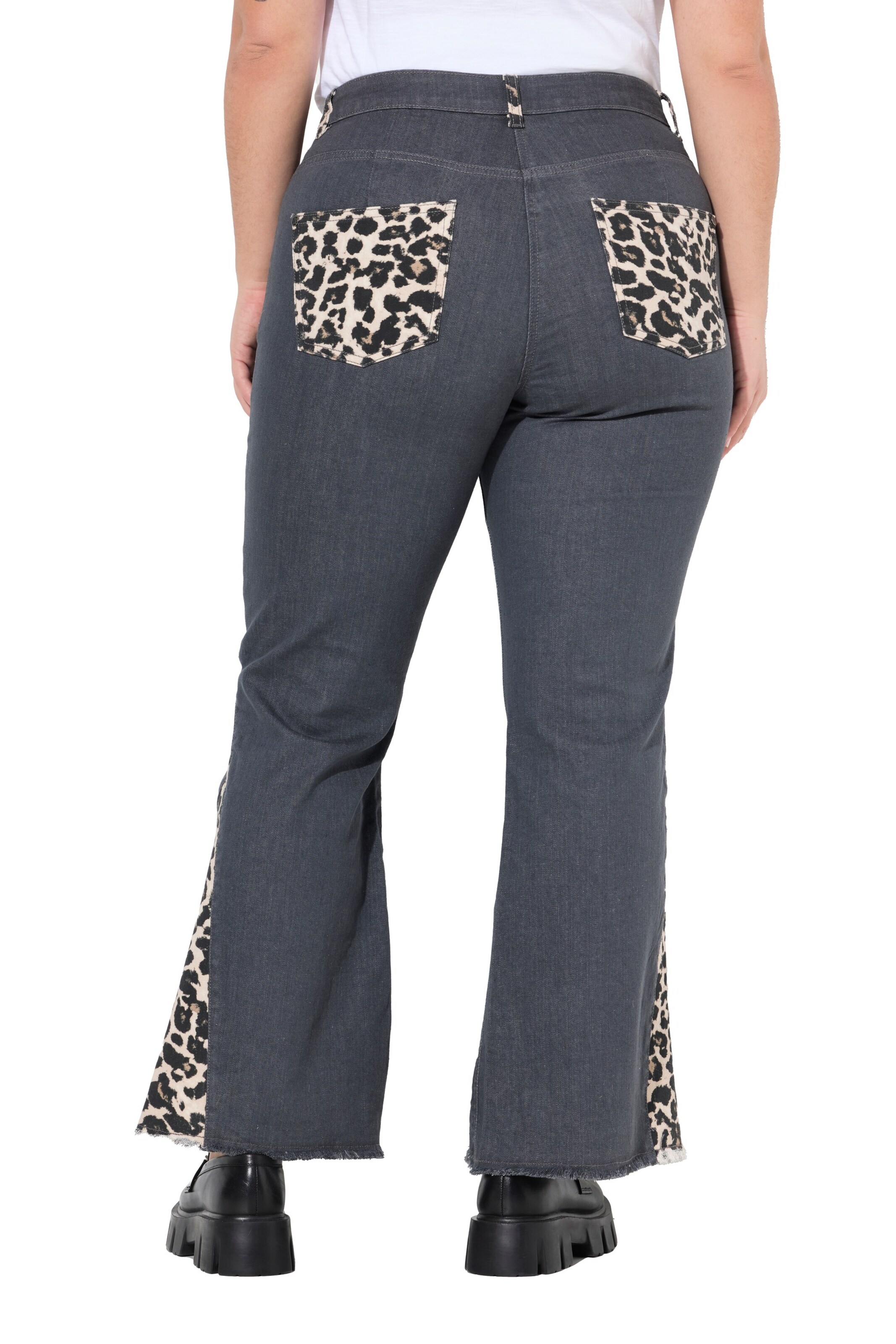 Angel of Style Flared Jeans in Grijs