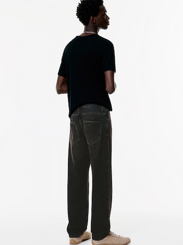 Pull&Bear Loosefit Farmer - fekete