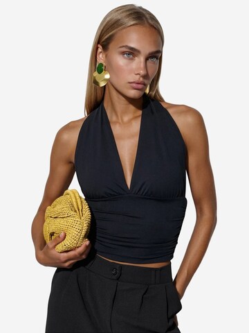 Top di Busem in nero: frontale