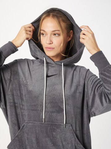 Nike Sportswear Sweatshirt in Grey