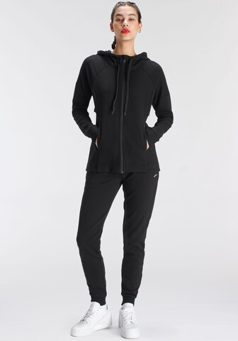 FAYN SPORTS Sweatsuit in Black: front