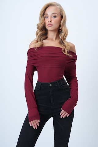 Trend Alaçatı Stili - Camiseta en rojo: frente