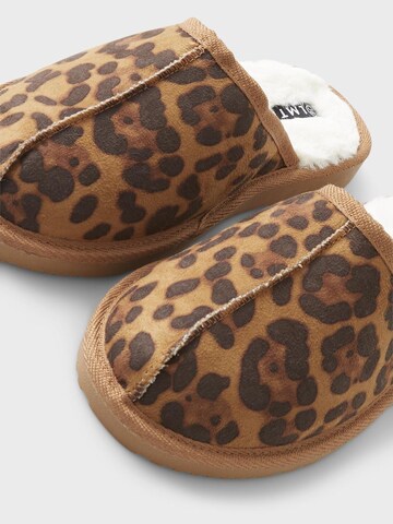 NAME IT Slipper in Brown