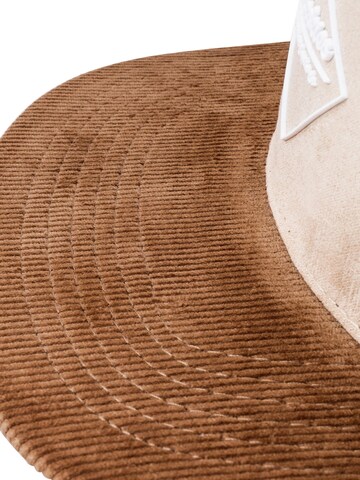 Blackskies Cap 'Ancient Gods' in Beige