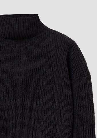s.Oliver Sweater in Black