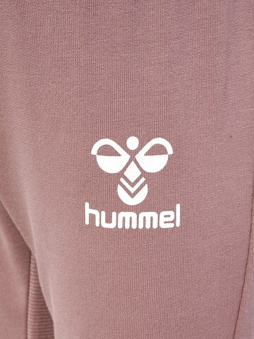 Hummel Tapered Trousers 'APPLE' in Purple