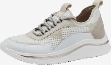 Baskets basses Tamaris en beige : devant