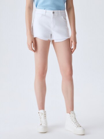 LTB Regular Shorts 'Pamela' in Weiß: Vorderseite