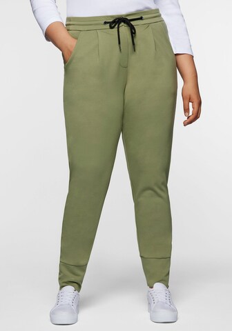 SHEEGO Slimfit Plissert bukse i grønn: forside