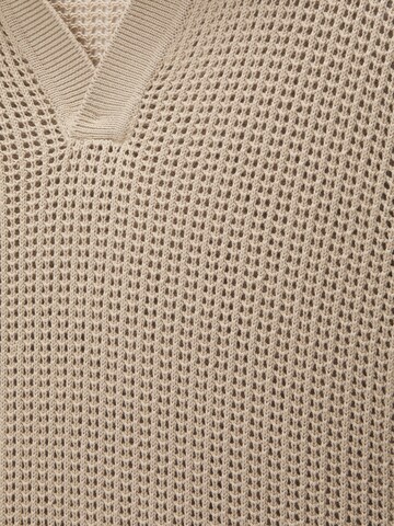 Pull&Bear Sweater in Beige