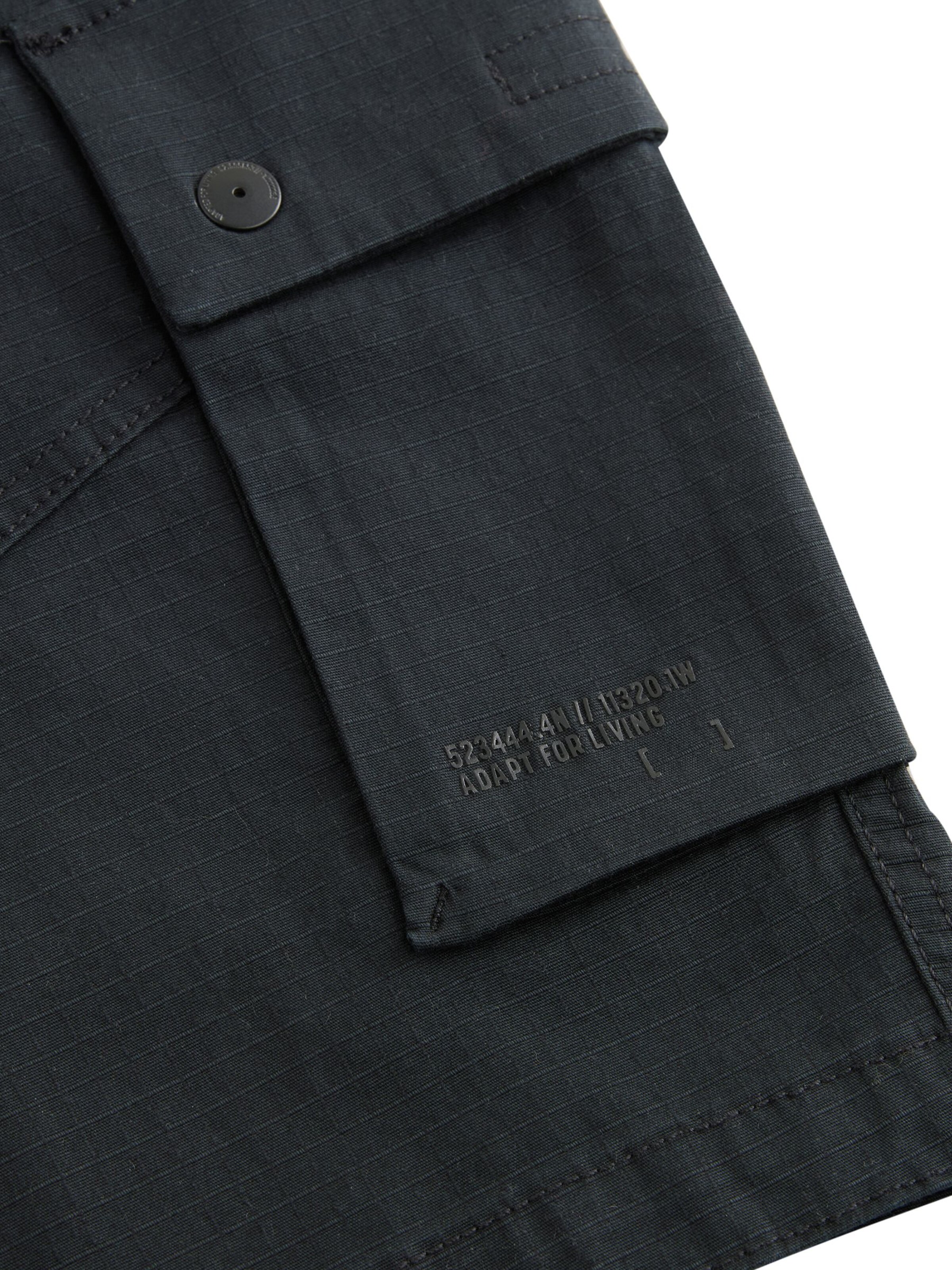 Next Regular Карго панталон в черно