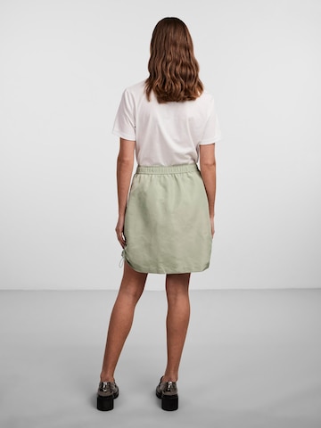 PIECES Skirt 'Alina' in Green