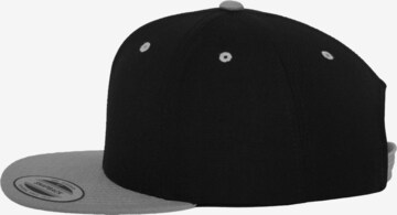 Flexfit Cap in Black