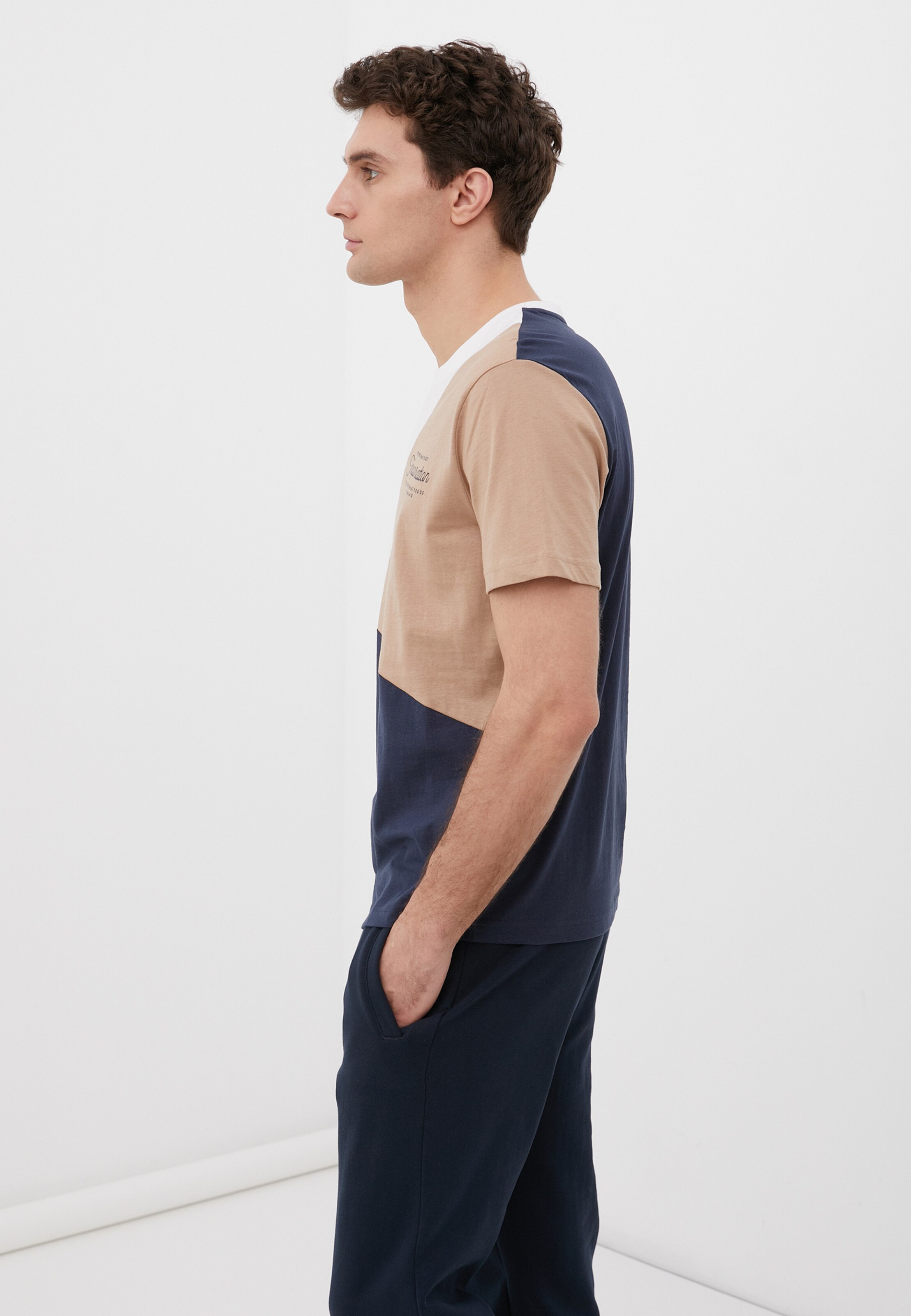 Männer Große Größen Finn Flare T-Shirt in Beige - JF12517 Männer Große Größen Finn Flare T-Shirt in Beige - JF12517