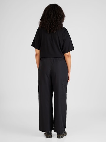 ONLY Curve - regular Pantalón cargo 'CELIA' en negro