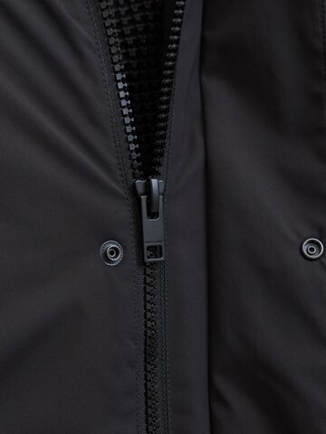 JACK & JONES Winter Parka in Black