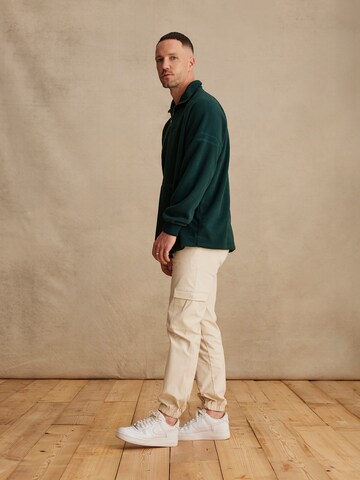 DAN FOX APPAREL Sweatshirt 'Leopold' in Green