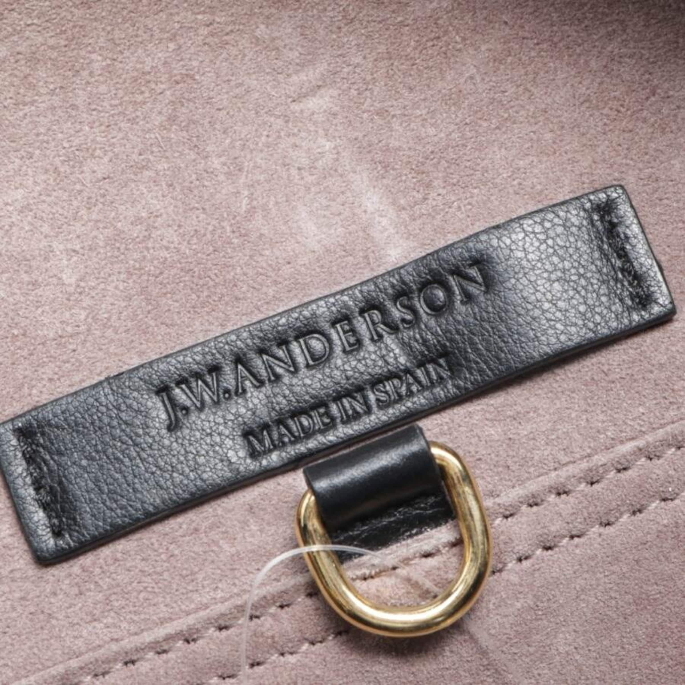 JW Anderson Schultertasche / Umhängetasche One Size in Schwarz