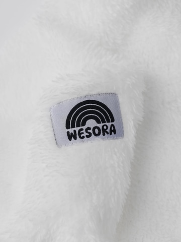 WESORA GmbH Loop scarf 'Fluffy' in White