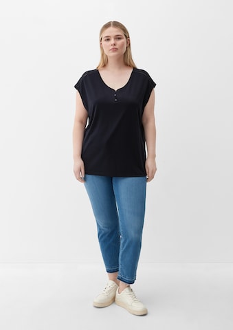 TRIANGLE Shirt in Blauw