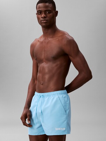 Calvin Klein Swimwear Regular Zwemshorts 'Intense Power' in Blauw