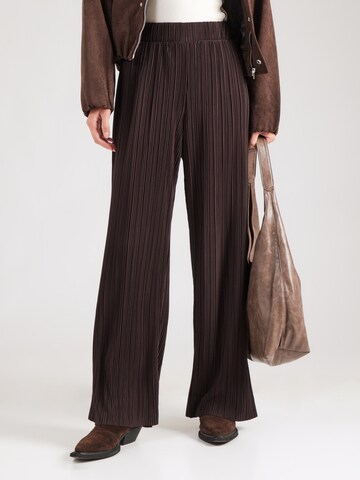 ONLY Loose fit Pants 'ONLRavenna' in Brown: front