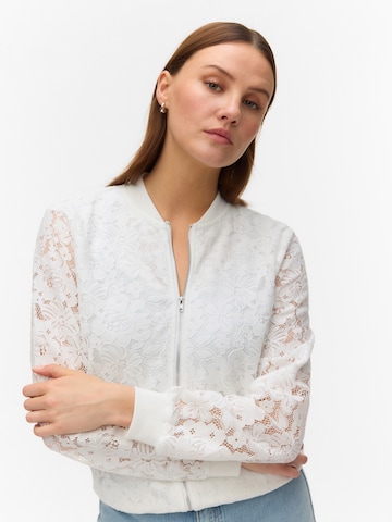 VERO MODA - Chaqueta de entretiempo 'VMHONEY' en blanco: frente