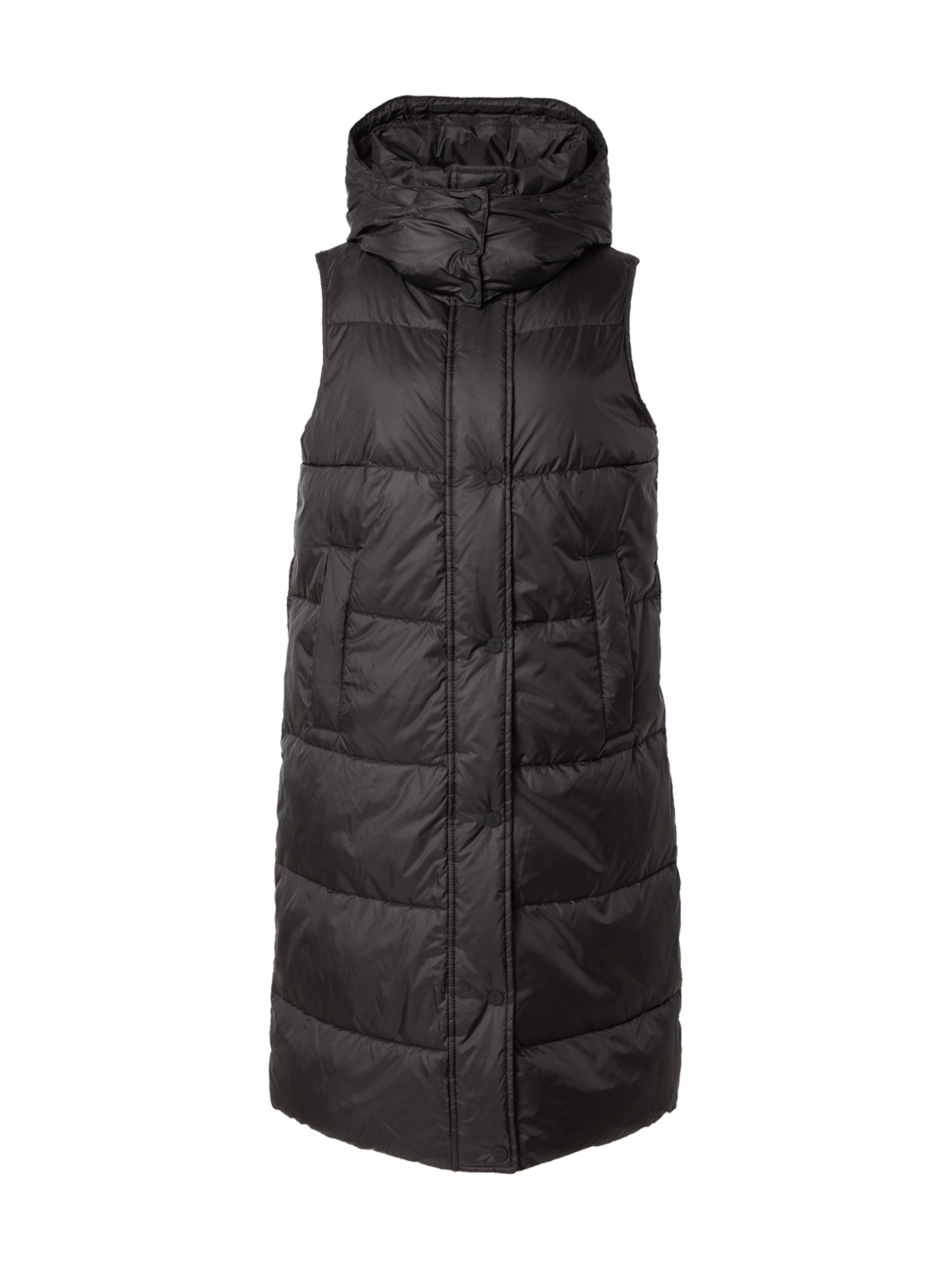 Amber & June Vest in Black: front