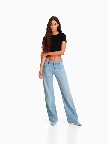 Regular Jeans de la Bershka pe albastru