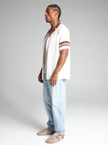 Coupe regular Chemise 'Retro Resort' SikSilk en beige