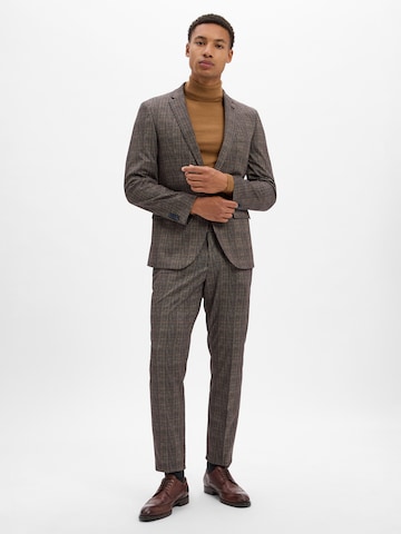 Finshley & Harding London Slimfit Pak 'Brixdon' in Bruin: voorkant