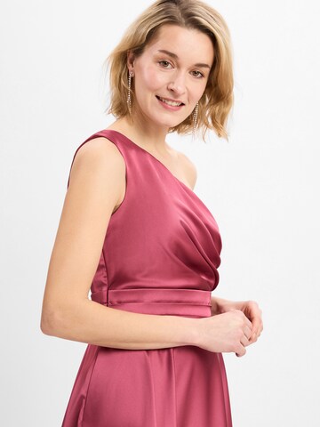 Marie Lund Cocktail dress in Red