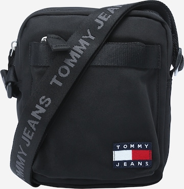 Tommy Jeans Чанта за през рамо тип преметка 'Daily Reporter' в черно: отпред