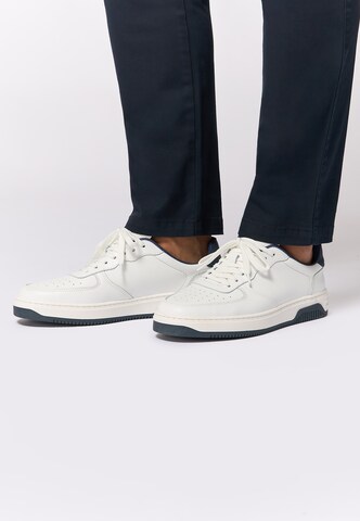 ROY ROBSON Platform trainers in White: front