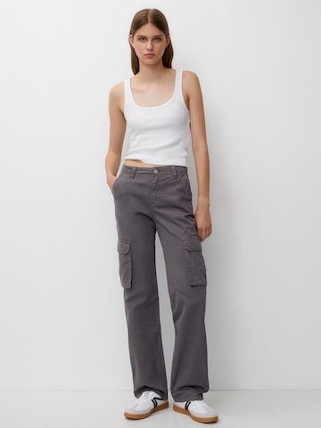 Loosefit Pantaloni cu buzunare de la Pull&Bear pe gri: față