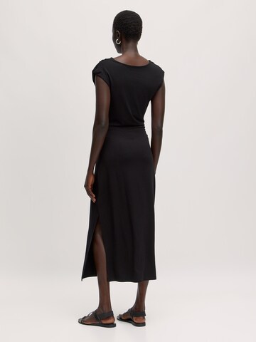 Robe d’été 'Wiara' EDITED en noir