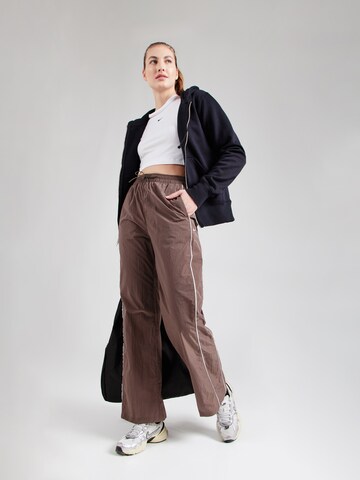 Nike Sportswear Футболка 'Chill' в Белый