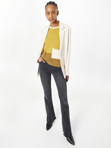 WHITE STUFF Sweater in Yellow