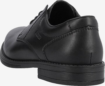 Rieker - Sapato com atacadores em preto