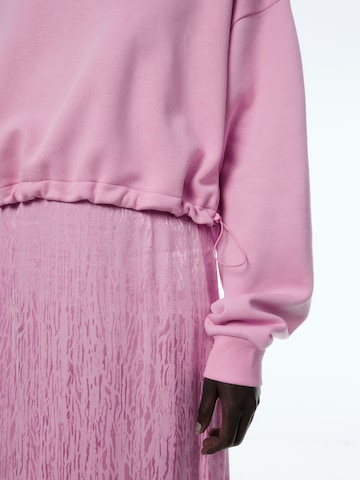 EDITED Sweatshirt 'Ayaka' in Pink