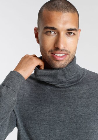 AJC Pullover in Grau