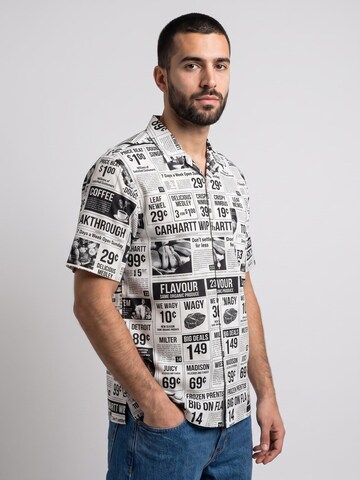 Carhartt WIP Comfort Fit Skjorte 'Catalogue' i grå: forside