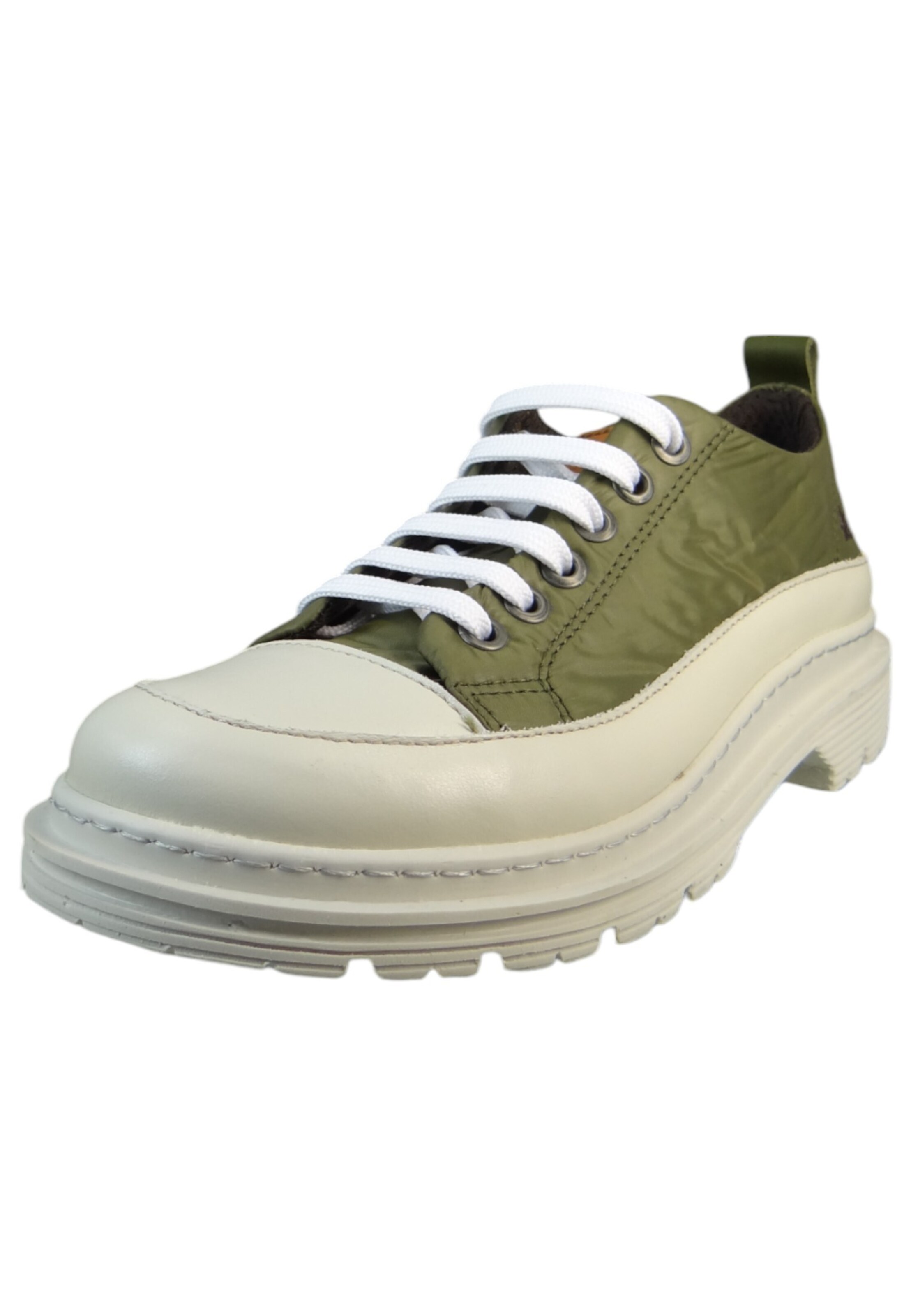 Baskets basses ART en vert : devant