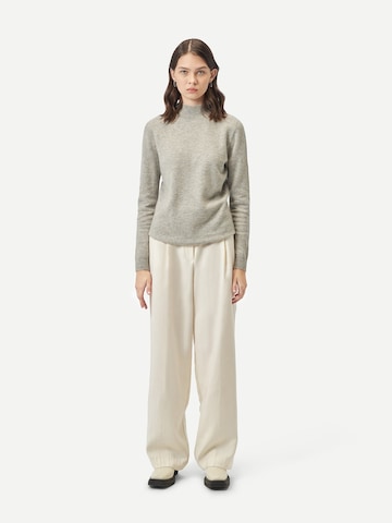 GOBI Cashmere - Jersey 'Women's Essential Cashmere Mock Neck Sweater' en gris