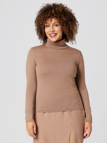 A LOT LESS Sweater 'Jo' in Brown: front