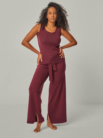 YOU LOOK PERFECT Sticktop 'TOP BLOSSOM - Geripptes Merino Top mit Rundhals' in Rot