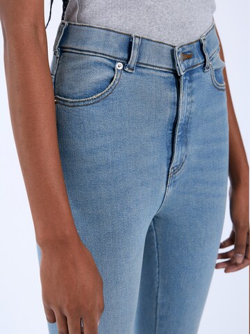Dr. Denim Flared Jeans 'Moxy' in Blue